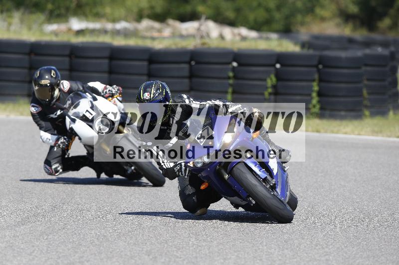 Archiv-2025/48 25.08.2025 Cornu Master School ADR/rot-rouge/87